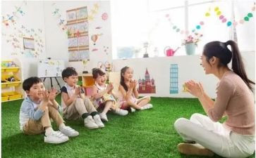 幼儿园教师行自查报告7篇